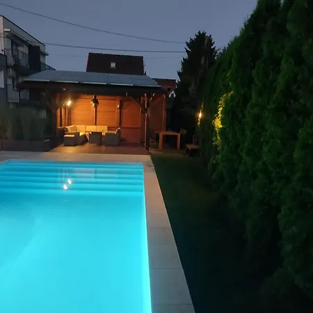 Z Basenem Privat bolig Sztutowo